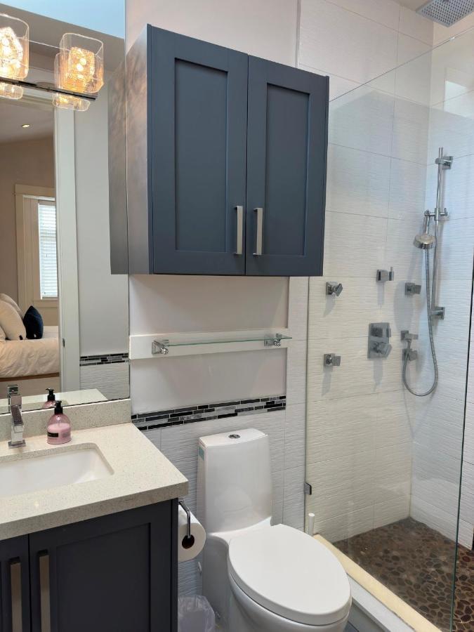 Vancouver West Cozy Retreat By Host Launch Экстерьер фото