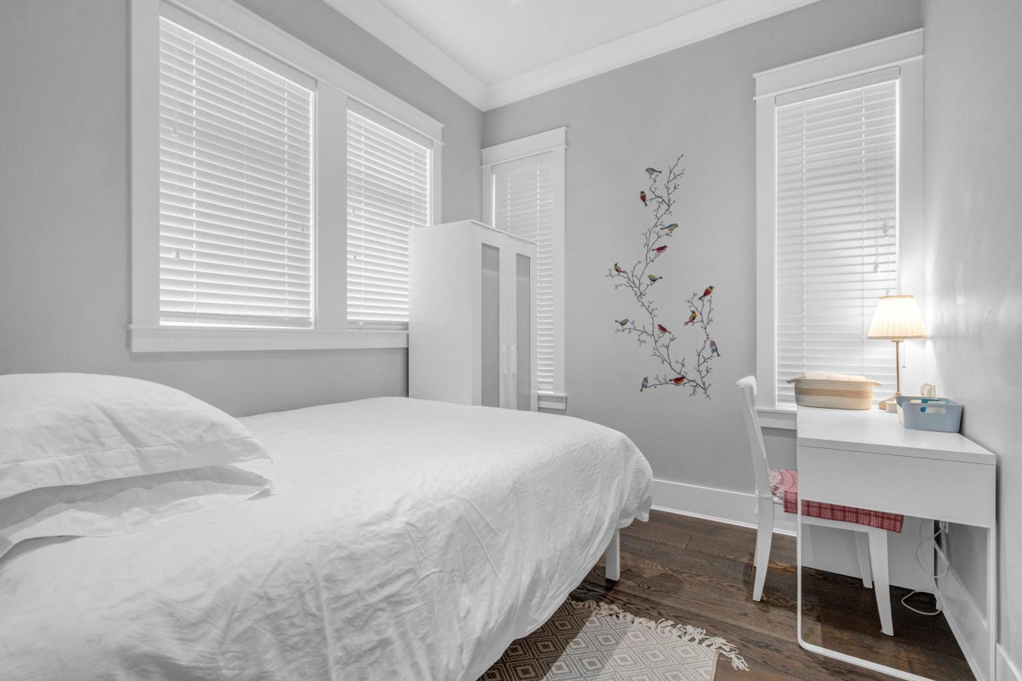 Vancouver West Cozy Retreat By Host Launch Экстерьер фото